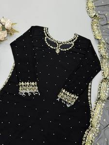 Conjunto Indio-Pakistaní de Georgette Sintética Negra Bordada con Lentejuelas y Cuentas, Kurta, Palazzo y Dupatta para Bodas y Fiestas - Product Image 6