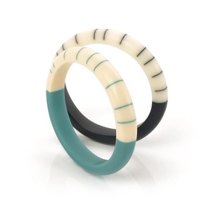 Pulseras de Resina Estilo Rústico, Pulseras de Resina con Estilo Campestre, Pulseras de Resina de Color Sólido, Precio de Fábrica al por Mayor, Pulseras de Resina - Product Image 4