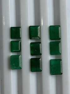 Piedra Preciosa de Esmeralda de Zambia Natural Sin Tratar, Corte Octogonal Verde Intenso, Facetada, Hecha a Mano, para Joyería - Product Image 3