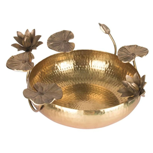 Bol à bougie décoratif en métal avec finition vieillie pour la décoration rustique de la maison et la présentation de bougies sur table - Product Image 1