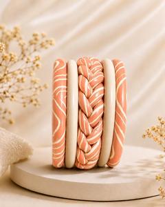 Bracelet jonc large moderne en résine pour femme, bijou audacieux fait main, accessoire de mode, collection boutique en gros - Product Image 1