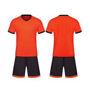 Tenues de football personnalisées unisexes : Ensemble maillot et short avec couleur et logo sur mesure, tissu 100 % polyester, nouveau style 2026 - Product Image 3