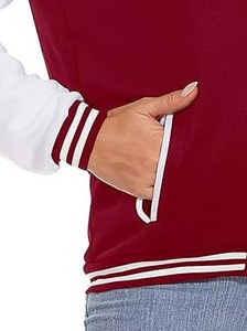 Veste universitaire unisexe en laine avec capuche, doublure polaire respirante et séchage rapide, motif noir et jaune, style baseball - Product Image 5