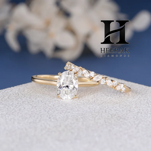 Anillo de compromiso de oro macizo de 14K con halo oculto y diamante de laboratorio de corte ovalado de lujo, conjunto nupcial único con banda a juego de marquesa para mujer - Product Image 1