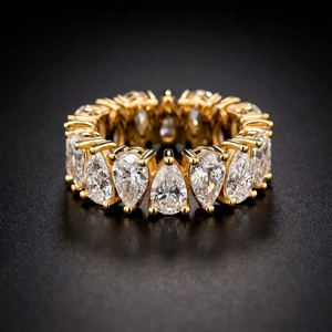 Anillo de Eternidad Clásico Vintage con Diamantes de Corte Pera, Certificado por IGI, Oro Amarillo de 18K, Engaste de Garras, para Bodas y Fiestas - Product Image 4