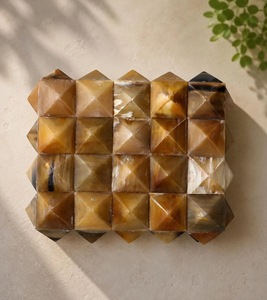 Nueva Caja Rectangular Rústica de Cuerno de Búfalo de ILAHI, Pulida y Ecológica, para Guardar Joyas, con Interior Suave para Artículos Delicados, Uttar - Product Image 1