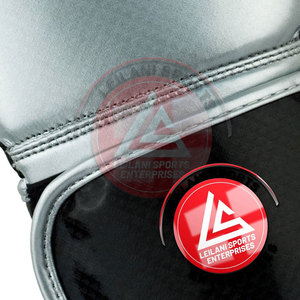 Nouvelles gants de boxe personnalisées en cuir véritable, design innovant, matière confortable, pour le kickboxing et le MMA - Product Image 6