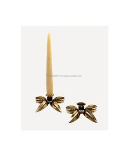 Portavelas clásico de latón pulido con motivos artesanales para las salas y exhibiciones de Pooja de las esquinas tradicionales del hogar - Product Image 4