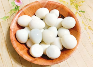Huevos de Codorniz Enlatados a Precio de Fábrica Directo y Huevos de Codorniz Pelados y Cocidos al por Mayor con MOQ Bajo - Product Image 4