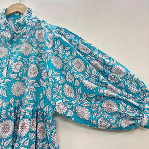 Mini-robe formelle en coton écologique, imprimée à la main motif floral, col en V, manches 3/4, ourlet à volants en dentelle, lavable, style chinoiserie naturel - Product Image 3