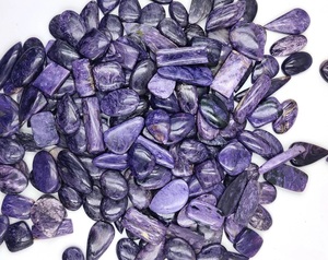 Pierres précieuses Charoite opaques, formes variées, polies, violettes, pierres en vrac pour la création de bijoux - Product Image 1