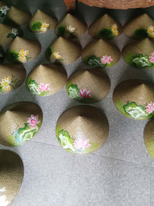 หมวกทรงกรวยขอบผ้าใยไผ่ธรรมชาติ ขายส่งจำนวนมาก หมวกทำงานกลางแจ้งทนทาน ผู้ผลิตจากเวียดนาม - Product Image 3