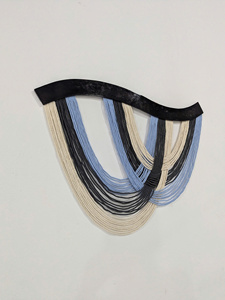 Décoration murale en macramé bohème, design géométrique abstrait, décoration de salon, œuvre d'art unique - Product Image 1