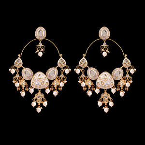 Pendientes Colgantes de Aleación Chapados en Oro Hechos a Mano con Diseño Tradicional Indio Kundan Polki Chandbali para Bodas y Eventos de Mujeres - Product Image 2