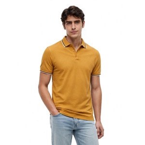 Polo informal de manga corta de algodón amarillo para hombre con cuello y puños a rayas, camiseta de golf transpirable para verano - Product Image 1