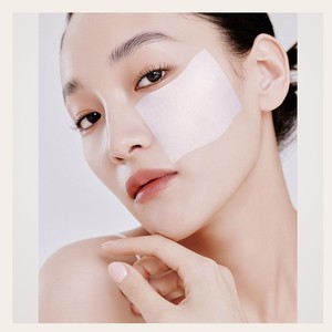 โทนเนอร์สำหรับผิวหน้า DeomaPerm Soothing Repair Toning Pad R4 180 มล. 70 แผ่น ผลิตในเกาหลี กลูต้าไธโอน สำหรับทุกเพศ - Product Image 5