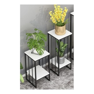 Support de pot de fleurs en métal artisanal, élégant, conçu pour la présentation florale, idéal pour la décoration de jardin et l'amélioration de la terrasse - Product Image 1