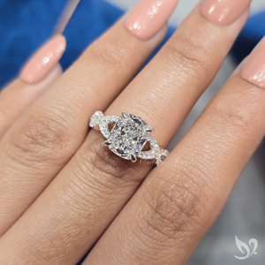 แหวนเพชรแล็บ 3 กะรัตทรงยาว ประดับบนทองคำขาว 10K พร้อมวงแหวนแบบเกลียวประดับเพชร IGI Certified - Product Image 3