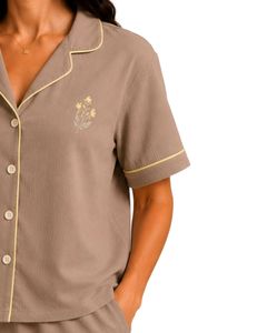 Ensemble de pyjama personnalisé pour femme en popeline de coton marron moka, manches courtes, brodé, vêtements de détente d'été, ensemble short boutonné - Product Image 4