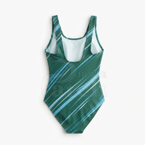 Maillot de bain une pièce élégant pour femmes, vêtements de bain athlétiques personnalisés, impression par sublimation, tissu extensible à séchage rapide, vêtements de sport pour la plage et la piscine - Product Image 2