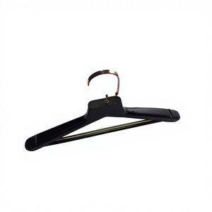 Cintres en bois de haute qualité pour tissus, dernière conception pour meilleure vente et accessoires de maison tendance - Product Image 1