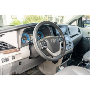 Toyota Sienna XLE 2017 - Product Image 4