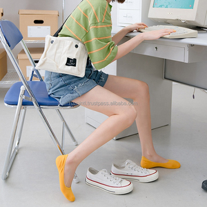 Calcetines de Malla Transparente para Mujer con Detalles Brillantes, Diseño Elegante para Uso Diario, Ligeros y Transpirables - Product Image 5