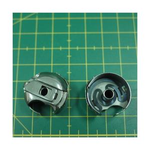 211-275 PIÈCES DE MACHINE À COUDRE INDUSTRIELLE BOÎTE DE CANETTE POUR DURKOPP - Product Image 1