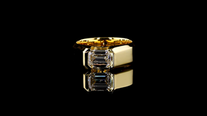 Anillo de Lujo para Mujer en Oro Amarillo de 14K con Diamante Corte Esmeralda |   Anillo de compromiso solitario de banda ancha con certificación IGI para boda/fiesta - Product Image 2