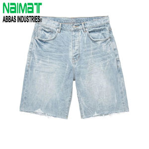 Pantalones Cortos de Mezclilla para Hombre, Lavado Claro, Corte Relajado, con Dobladillo sin Rematar, Casuales, de Talle Medio, Azul Claro, de Algodón, para Verano - Product Image 1