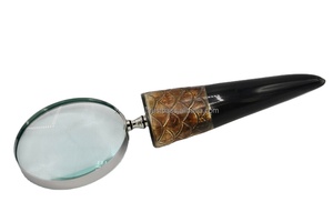 Loupe miroir artisanale écologique avec manche en corne de buffle, design de luxe, personnalisable, objet de collection de musée - Product Image 3
