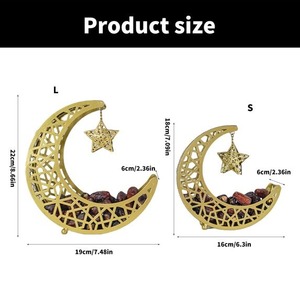 Plateau décoratif en forme de croissant de lune plaqué or avec motif géométrique étoilé, artisanat traditionnel en métal pour le Ramadan, emballage individuel - Product Image 4