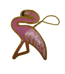 เครื่องประดับตกแต่งต้นคริสต์มาสรูปนกฟลามิงโก งานฝีมือคุณภาพสูง ปักลูกปัดอะคริลิคหลากสีสัน ของขวัญสำหรับแขวนต้นคริสต์มาส ตกแต่งบ้าน - Product Image 1