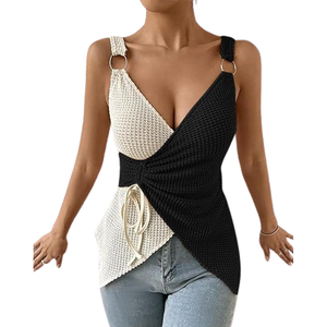 Débardeur asymétrique en maille gaufrée bicolore avec bretelles à anneaux métalliques, coupe croisée asymétrique sur le devant, color block - Product Image 3