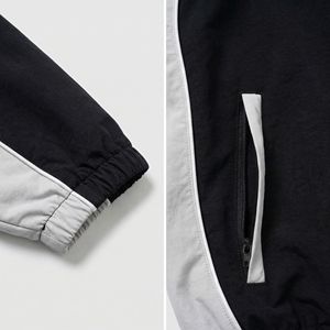 Ensemble de survêtement sportif à capuche unisexe |   Veste d'entraînement légère et pantalon cargo de jogging |   Fabricant de vêtements de sport sur mesure OEM - Product Image 4