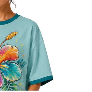 เสื้อยืดโอเวอร์ไซส์สีฟ้าสำหรับผู้หญิง พิมพ์ลายดอกชบาหลากสีสัน สไตล์ลำลอง ผ้าฝ้าย สำหรับฤดูร้อน รับผลิตแบบ OEM ODM ขายส่ง - Product Image 4