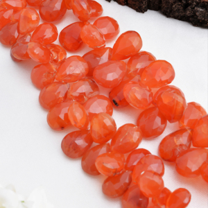 Collar de cuentas de cornalina facetadas en forma de pera, 8 pulgadas, cornalina natural facetada en forma de pera para la elaboración de joyería fina, de alta calidad. - Product Image 1