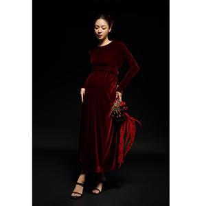 Robes décontractées en velours mi-longues, tissées unies, teintes, à taille ample, respirantes, élégantes, à col rond, manches classiques, de luxe, fabriquées au Vietnam - Product Image 6