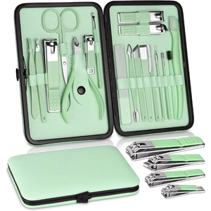 Kit de Manicura y Pedicura de Acero Inoxidable de Lujo con Cortaúñas 5 en 1, Tijeras para Uñas Portátiles y Estuche para Viaje - Product Image 3