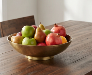 Juego de tazones metálicos hechos a mano de primera calidad, dorados y negros, pulidos, de diseño minimalista, para regalo, elegantes para exhibir en la mesa del hogar. - Product Image 5