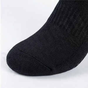 <b>Black</b> Crew <b>Socks</b> Solid Color Knitted Breathable Casual Wear for Adults Standard Thickness Regular Style - Product Image 6