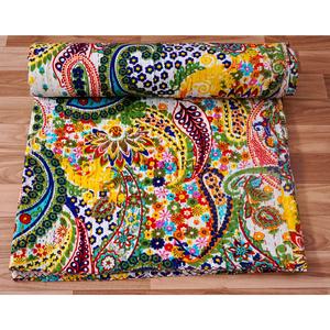 ผ้าคลุมเตียงคันธา ทำมือจากราชสถาน พิมพ์ลายแบบกลับด้านได้ เป็นมิตรกับสิ่งแวดล้อม ใช้ได้ทุกฤดู ขนาดคู่ ผลิตจากผ้าฝ้ายออร์แกนิค 100% ให้ความรู้สึกสบาย - Product Image 4