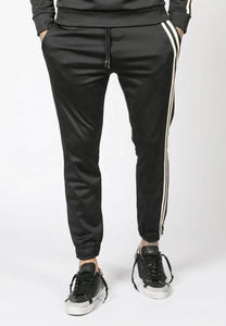 Conjunto de Algodón para Hombre con Logotipo Personalizado, Corte Anatómico Relajado, Estilo de Vida Urbano Moderno, Precio Directo de Fábrica al por Mayor - Product Image 2