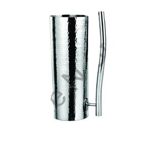 Venta al por mayor jarra de agua de acero inoxidable de una sola pared Esmeralda con acabado de plata martillada y mango diseño de vaso elegante - Product Image 1