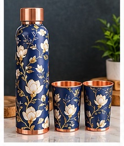 Ensemble de bouteilles d'eau en cuivre motif oiseau bleu moderne et fleur de cerisier avec deux tasses – Kit de vaisselle portable et écologique - Product Image 4