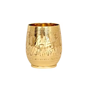 Verres à shot en laiton au design minimaliste attrayant, de forme cylindrique avec motif floral, pour les fêtes. - Product Image 3