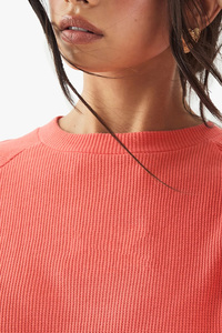 Sudadera de punto extragrande para mujer, cuello redondo, hombros caídos, manga larga, logo de llama frontal, transpirable, para otoño, ¡y a precios bajos! - Product Image 6