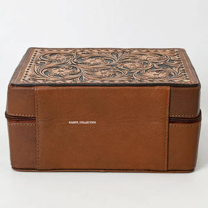 Bolso de mano de cuero para mujer con diseño floral en relieve, doble cremallera, estructurado, para viaje o noche. - Product Image 4