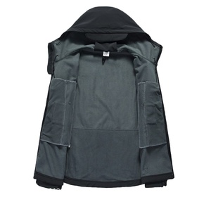 Chaqueta Softshell de 3 Capas para Hombre, con Puños Elásticos, Capucha y Opción de Logotipo Frontal, para Senderismo y Actividades al Aire Libre en Invierno - Product Image 4