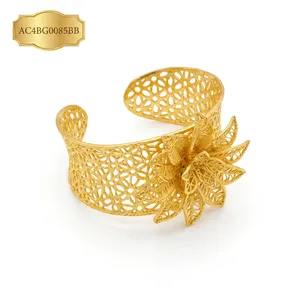 ALANKEET CREATIONS LLP, Brazalete de Diseño con Forma de Flor de Latón, Chapado en Oro Clásico, Estilo Nigeriano, para Novias - Product Image 3